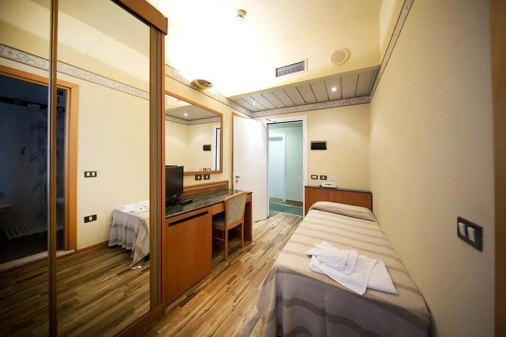 Hotel Marina Bay Rimini 3*,  Italy