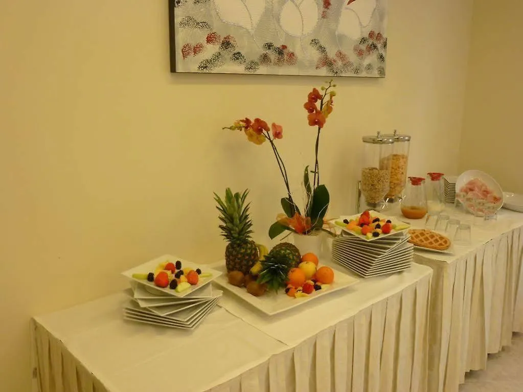 Hotel Marina Bay Rimini 3*,  Italy