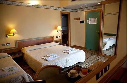 Hotel Marina Bay Rimini 3*,  Italy